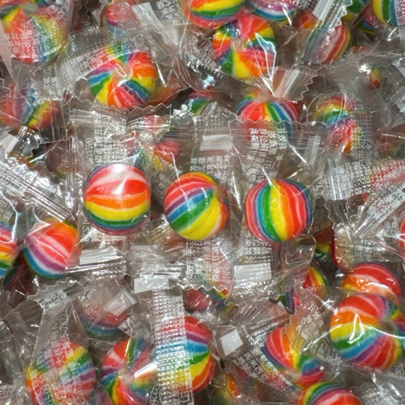 【粿女兒商行】🔥現貨 彩虹球糖 彩虹棒糖 彩虹糖 棒棒糖 硬糖 糖果