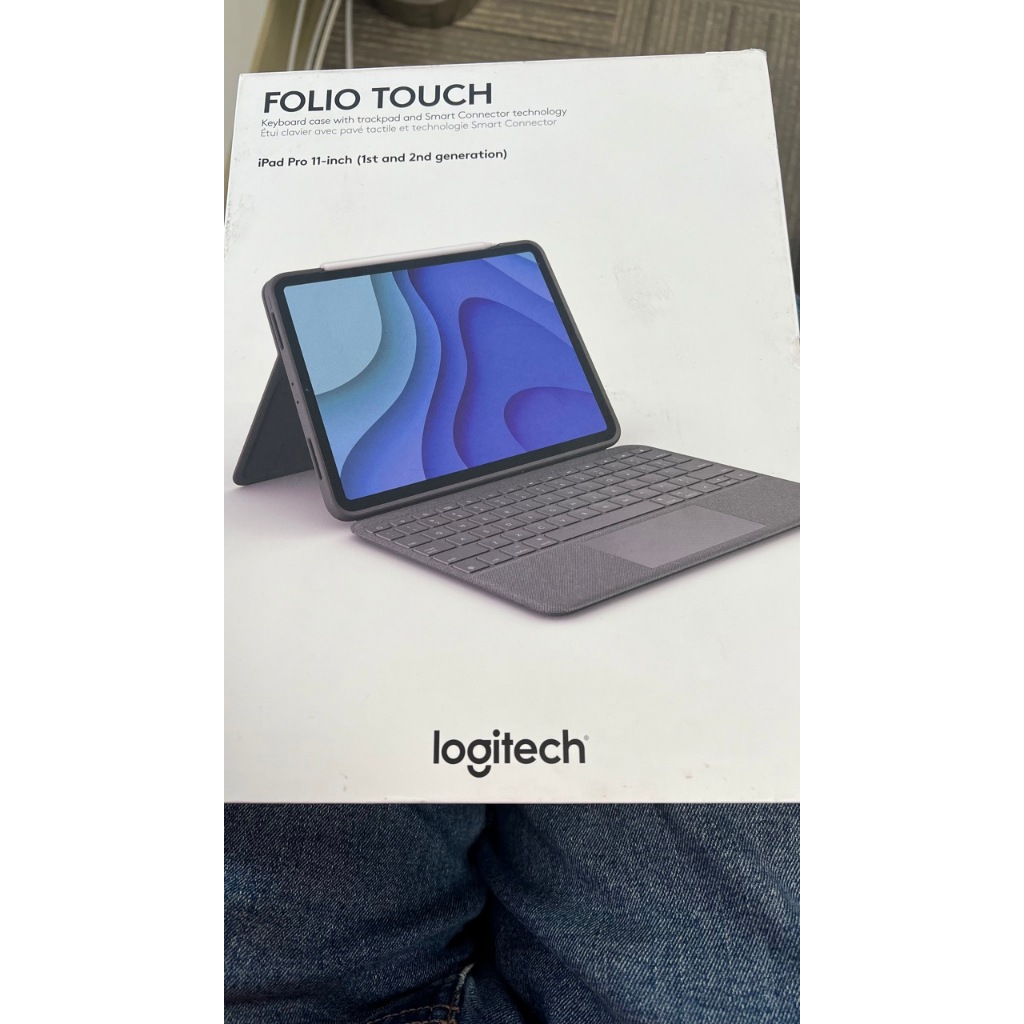 羅技Logitech Folio Touch 鍵盤保護殼 觸控式軌跡板