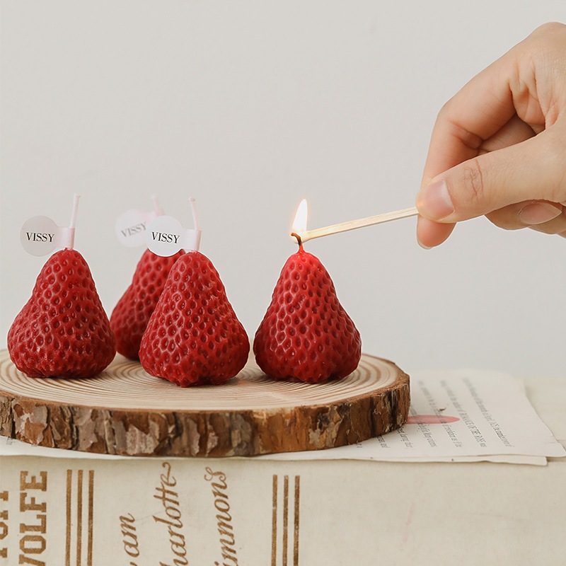 【台灣現貨 24H出貨】草莓香氛蠟燭 造型蠟燭 香薰蠟燭 蛋糕裝飾 草莓蠟燭 生日蛋糕蠟燭 生日蠟燭