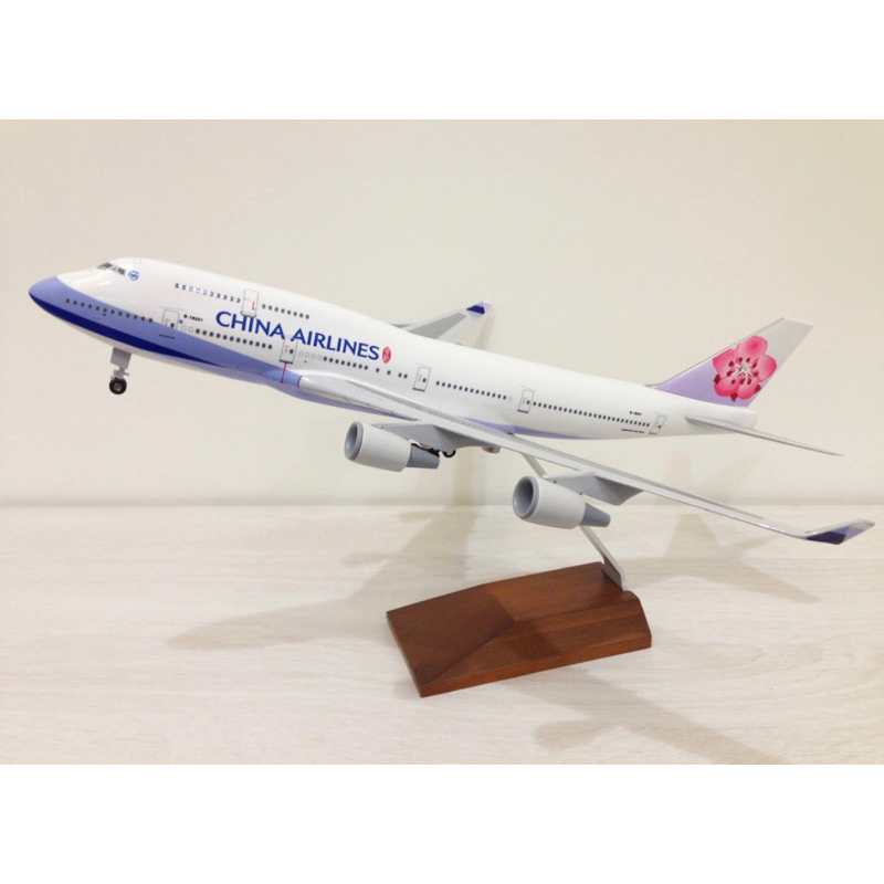 中華航空 波音747-400  1:130 標準塗裝模型飛機