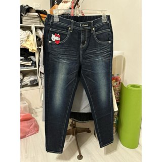 EDWIN聯名Hello Kitty 顯瘦直筒牛仔褲👖出清