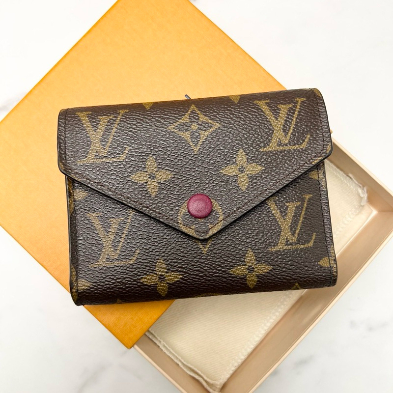 [二手正品]LV M41938 老花三折短夾 紫紅色