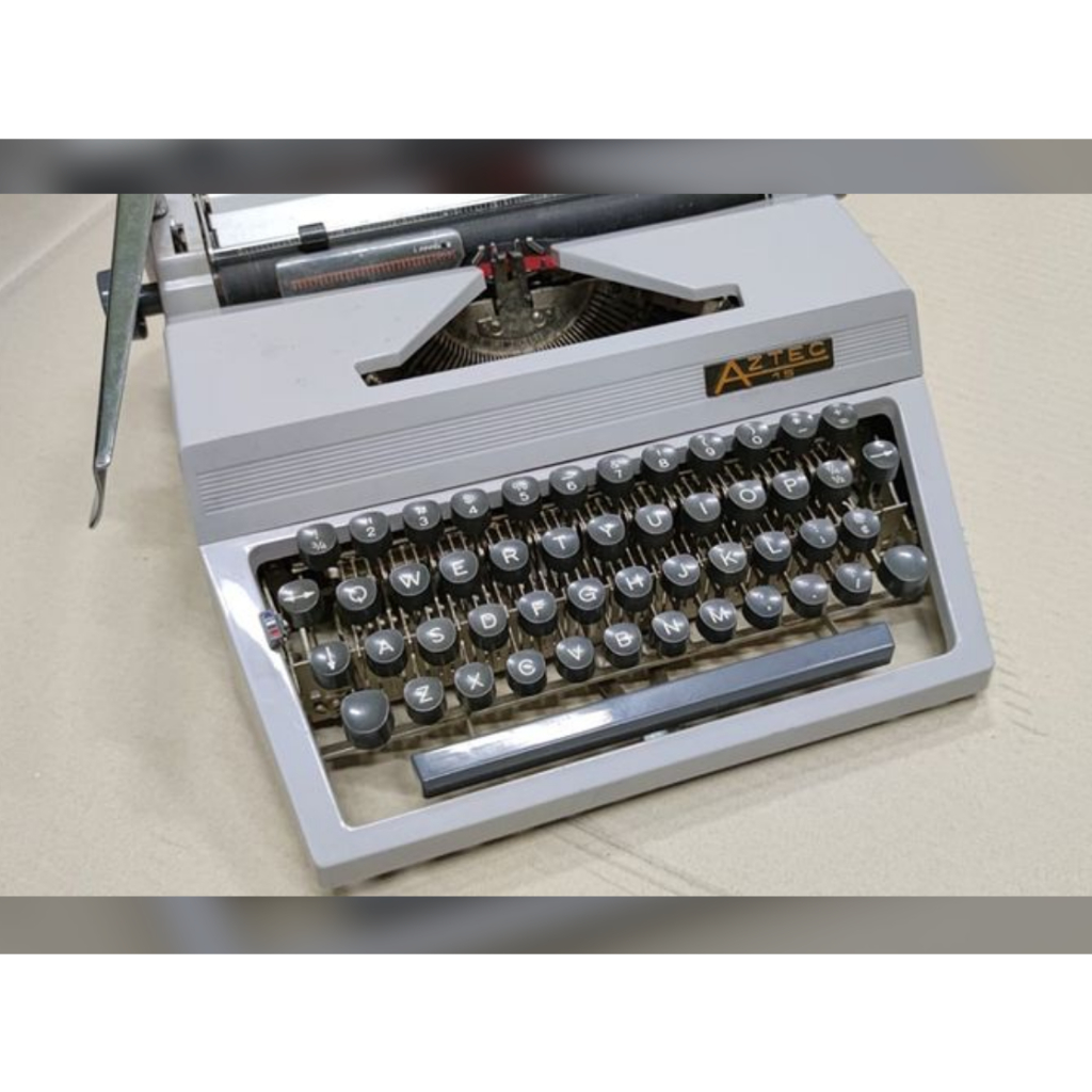 古董打字機  1960年  德國AZTEC 可面交