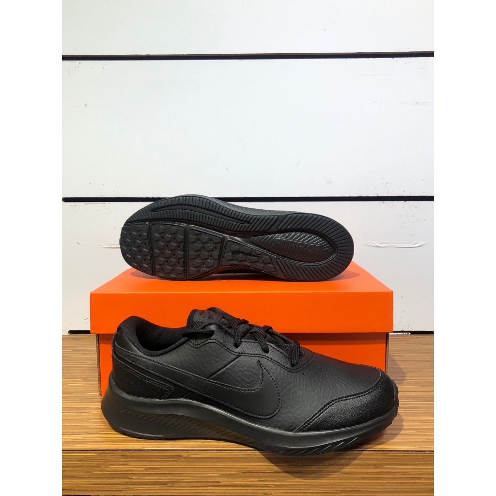 【清大億鴻】Nike Varsity 大童路跑鞋 黑色CN9146-001