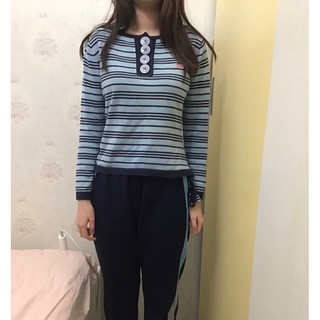 英國Burberry 女長袖上衣38號