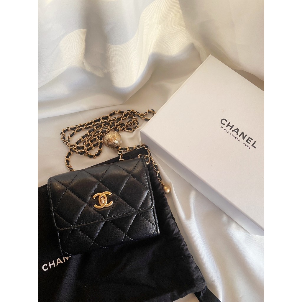 【台灣現貨】Chanel 香奈兒 經典雙C LOGO小羊皮旋轉釦金球鍊帶斜背卡包(黑) WOC 零錢包 卡夾 錢包 皮包