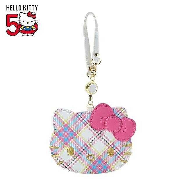 ♥小花花日本精品♥ Hello Kitty 皮質造型易拉扣伸縮票卡夾 蘇格蘭少女 50週年系列 ~ 3