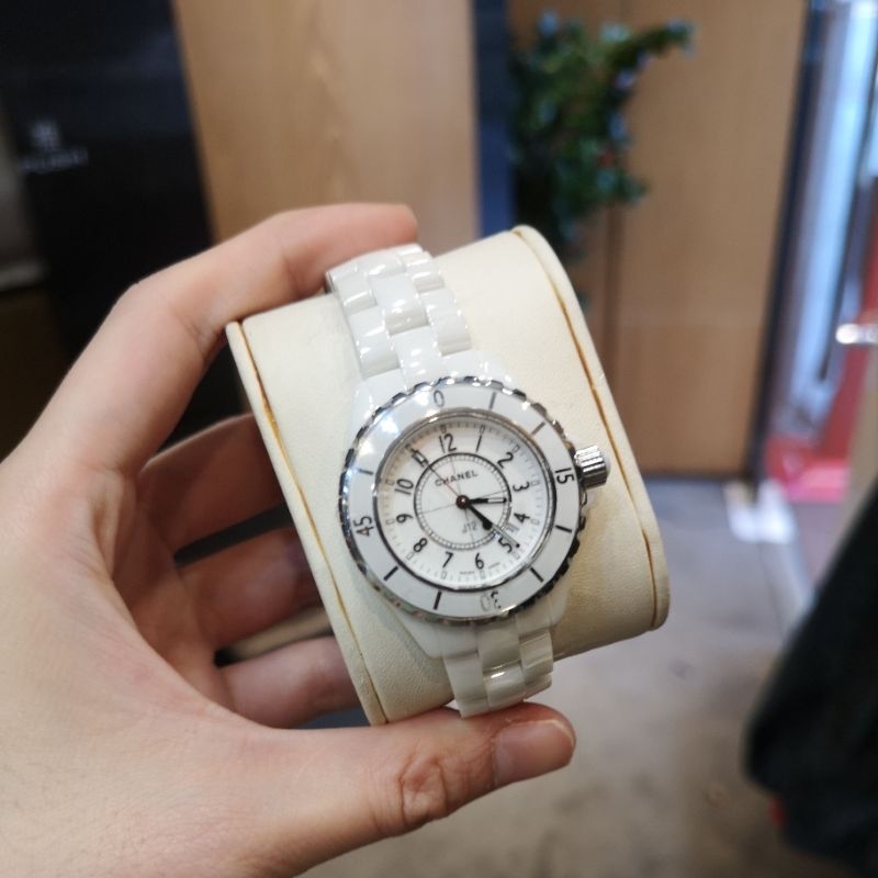 CHANEL-J12白陶瓷三針素面石英錶33MM-NK78979-附收納外出盒
