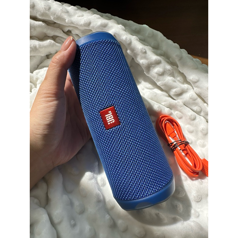 美國 JBL FLIP 4 防水多媒體無線藍牙喇叭 防潑水功能 二手