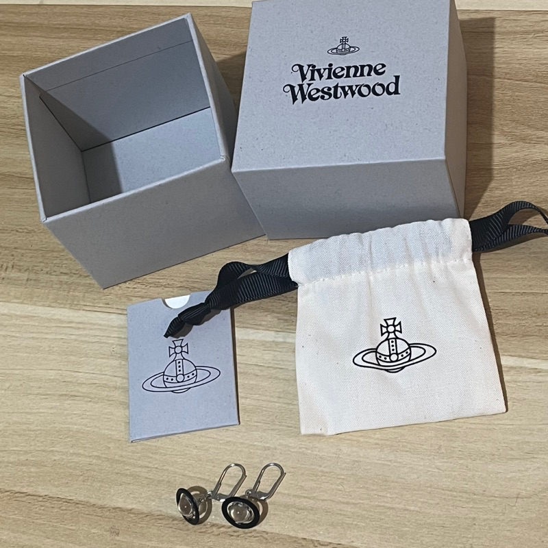 Vivienne Westwood 日本限定耳環