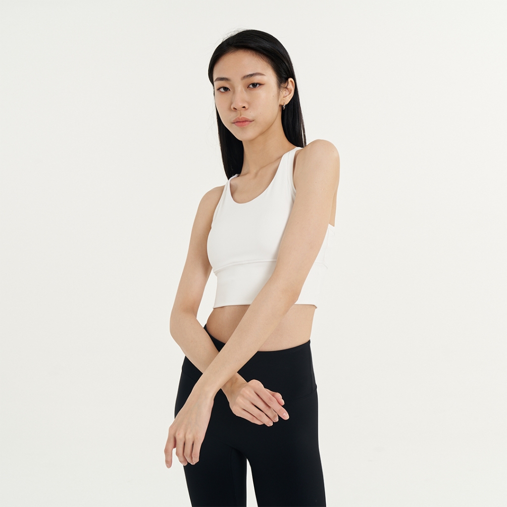 【GLADE.】Chic 中強度削肩 美背圓領運動內衣 (白) Sports Bra Top