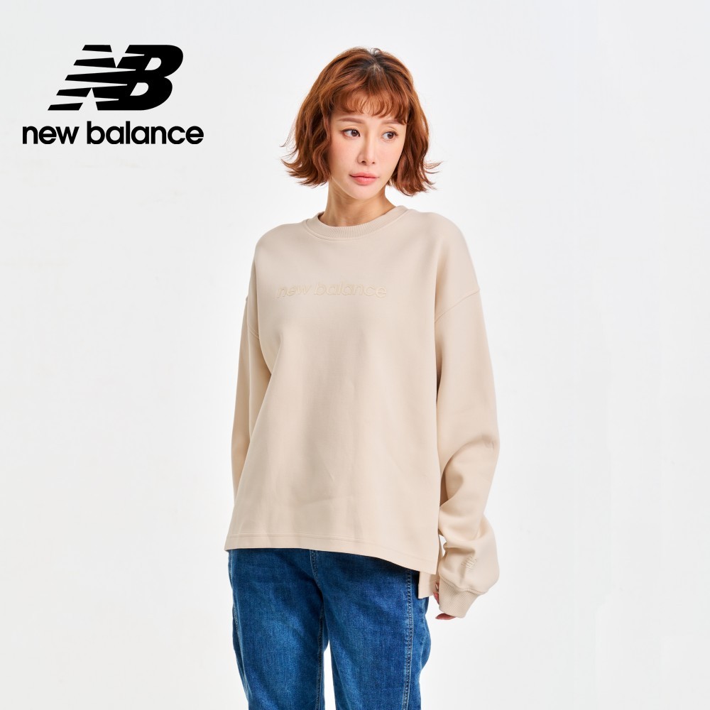 【New Balance】 NB 前短後長太空棉長袖上衣_女性_杏色_WT41556LIN
