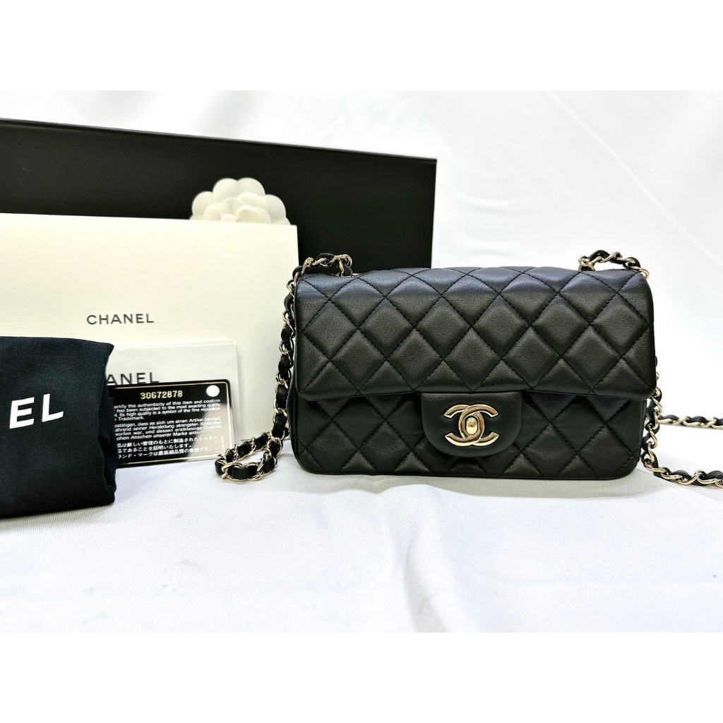 CHANEL 黑金羊大mini coco 20