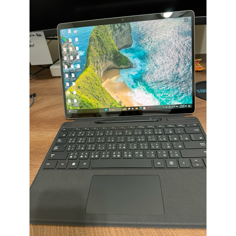 surface pro 9 i5 16g 256gb 全新尾牙禮品含鍵盤與觸控筆