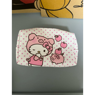 豬年 hello kitty 點點化妝包 微瑕疵