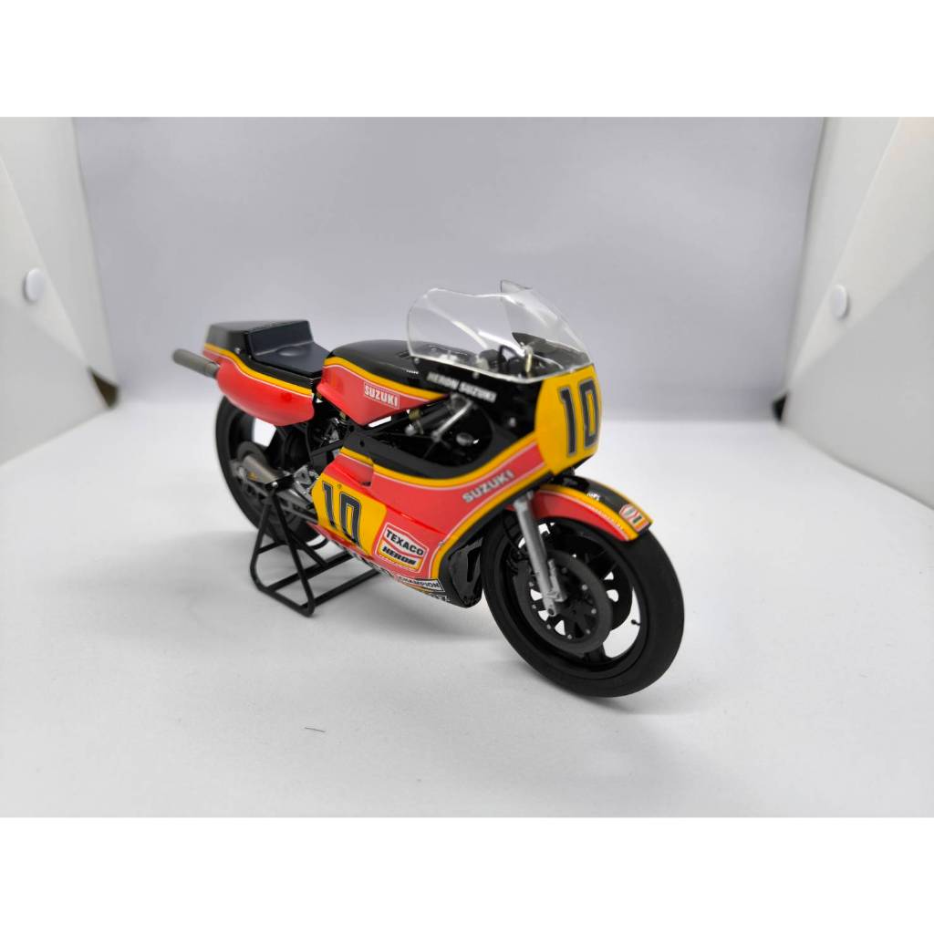[阿彰完成品] TAMIYA 田宮 1/12 SUZUKI RGB500 14003 TAXECO MotoGP