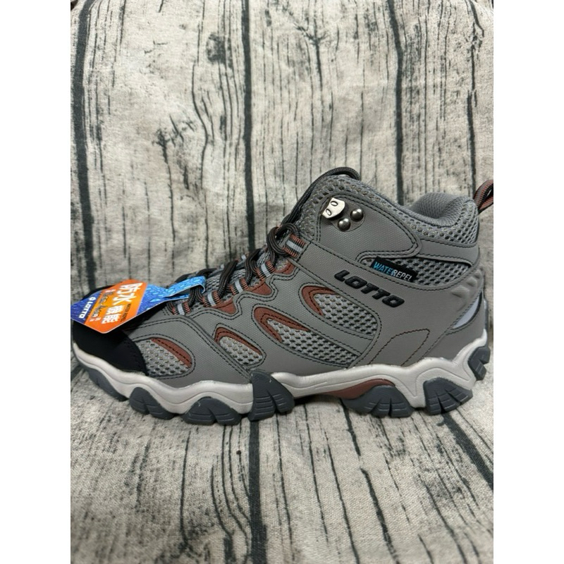 麻糬鞋屋👟LOTTO樂得-義大利第一品牌 男款REX 防水登山踏青鞋 戶外登山鞋3818灰棕色特價890元