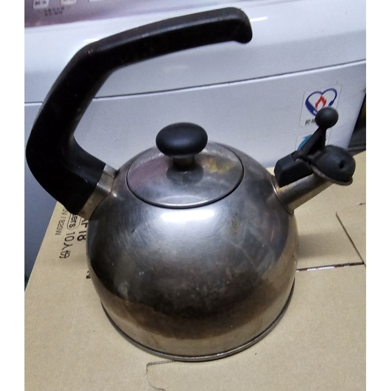 二手 不鏽鋼的笛音壺 茶壺 水壺 開水 泡茶 1個99元 有兩個
