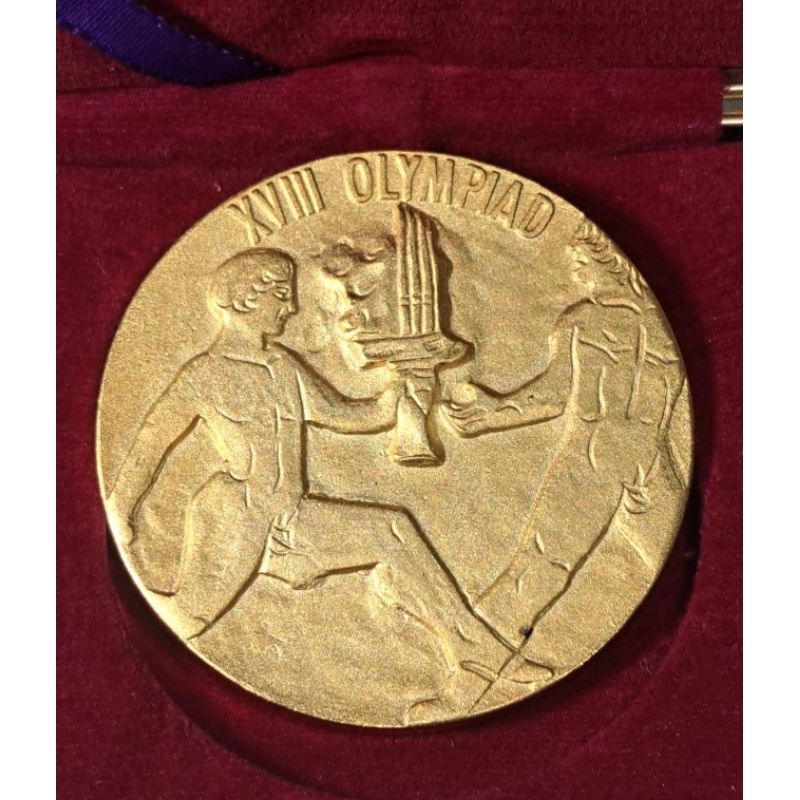 419,1964年東京奧運聖火傳遞紀念章，鍍金
