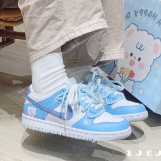 -EJ- NIKE DUNK LOW 快樂小熊 可愛少女 解構雙鞋帶 白藍色 DH9765-102