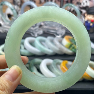 天然緬甸翡翠手鐲 葡萄肉膠底冰種翡翠A貨手鐲，56-60圈口（私拍無效）