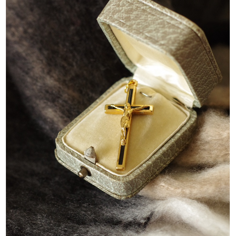 金銀寶貝 少見法國黑琺瑯黑金十字架耶穌墜子 CH187