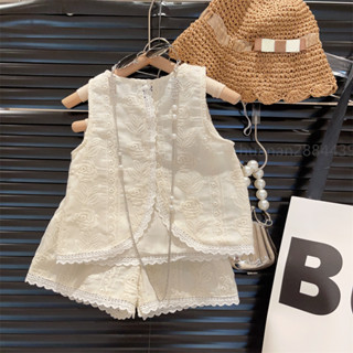 【全店免運】女童兩件套 女童夏季套裝 童裝女童 洋氣網紅 夏季新款套裝 兒童夏裝 鏤空蕾絲背心短褲套裝 女童套裝