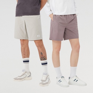 GIORDANO 男/女裝防潑水彈力短褲 All Day Pants系列 13104502 13404501