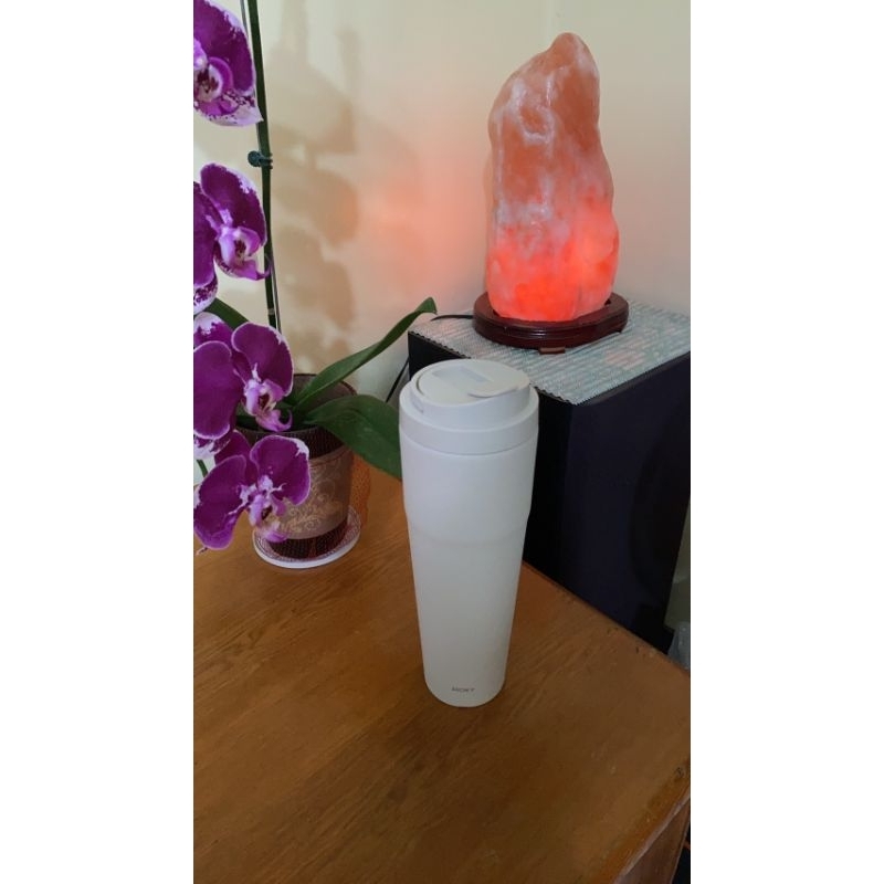 Woky 手提激凍輕芯鈦瓷易潔層保溫杯1000ml(白色)