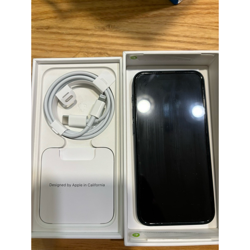 iPhone 13 mini 128G黑色， 二手中壢桃園可面交