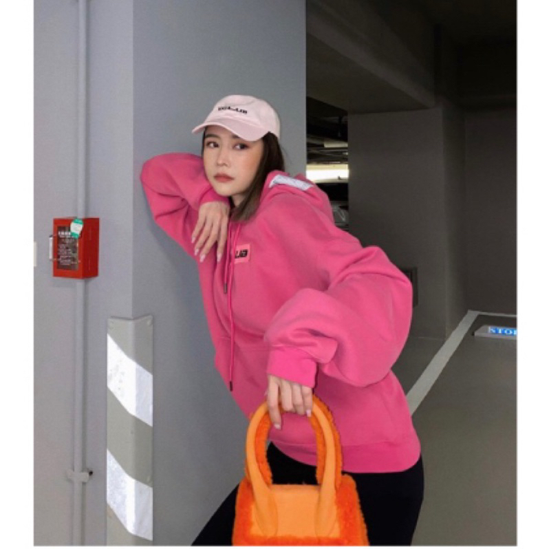 Yuyu active Y-club box hoodie地球女生的帽T