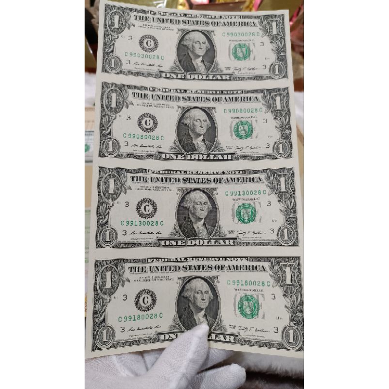 美金1元 四張連體鈔票 罕見帶五個C 又是 99開頭  四連鈔數量有限 值得收藏