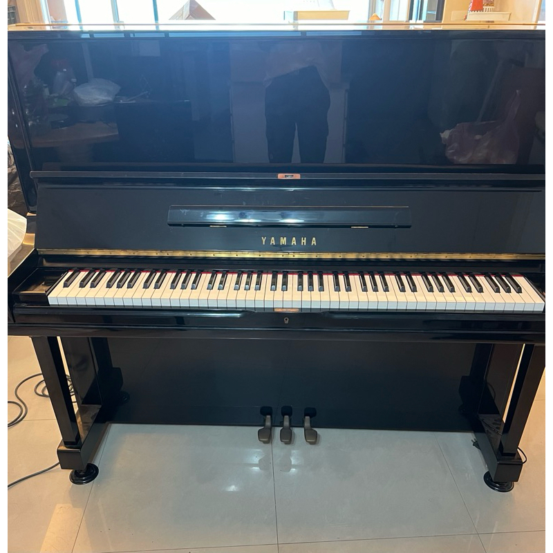 日本製造原裝進口的YAMAHA U3鋼琴。二手琴。保養良好、琴況優越。
