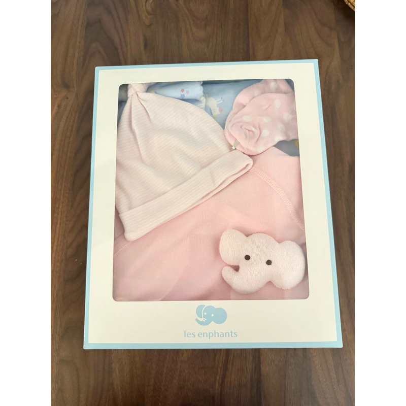 les enphants 麗嬰房蝴蝶裝禮盒 新生兒禮盒 含嬰兒帽、薄被、襪子 彌月禮 連身裝