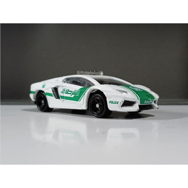 Tomica 多美 Lamborghini Aventador LP700-4 杜拜警車