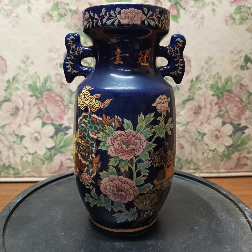 【早期陶瓷】《描金藍釉花瓶》-牡丹獅舞