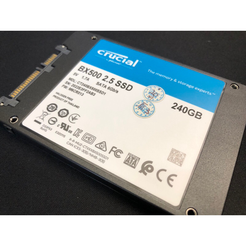 鎂光240G，SSD固態硬碟，良好度不到100%，讀寫正常，附圖