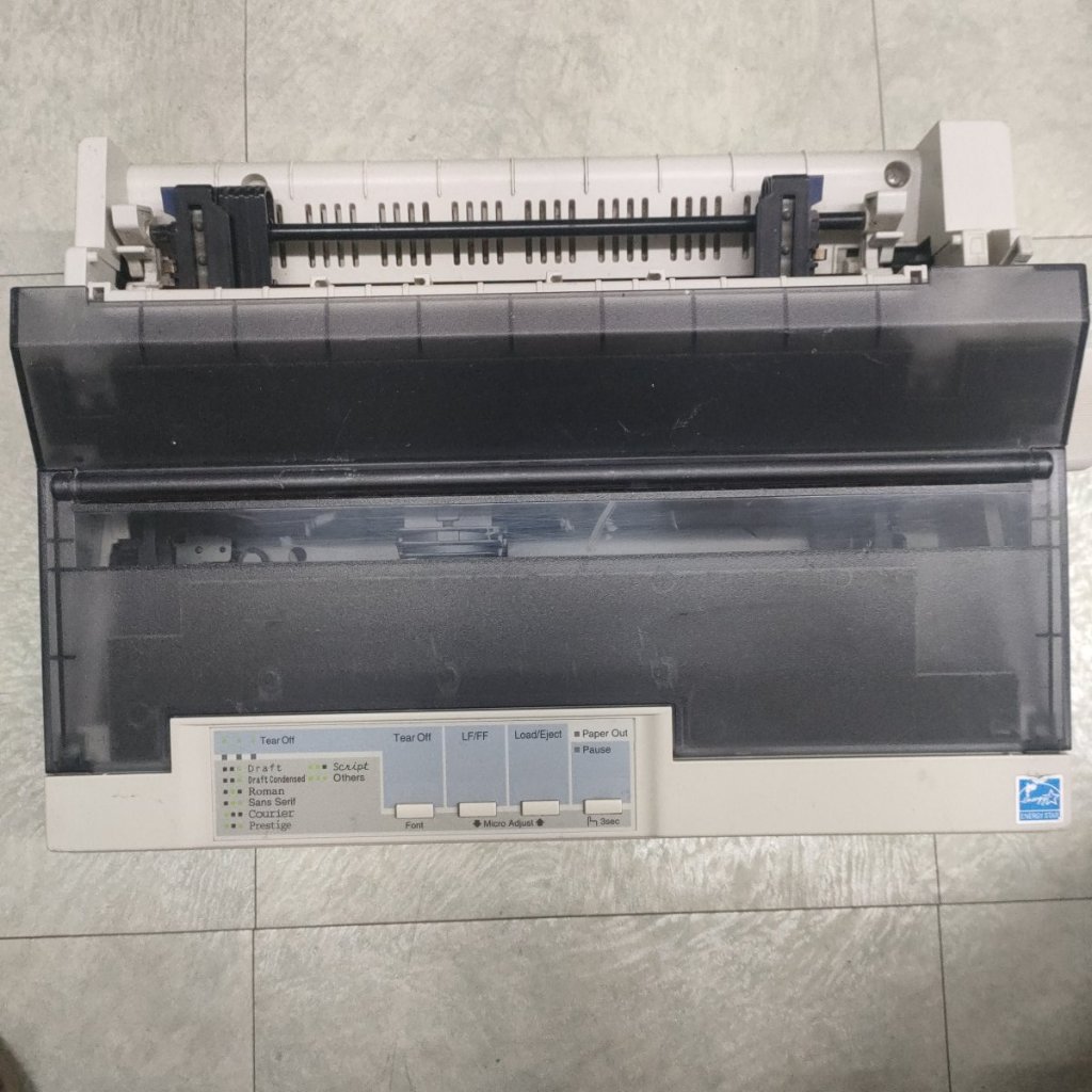 二手 EPSON LQ-300+II 點矩陣 USB介面 印表機