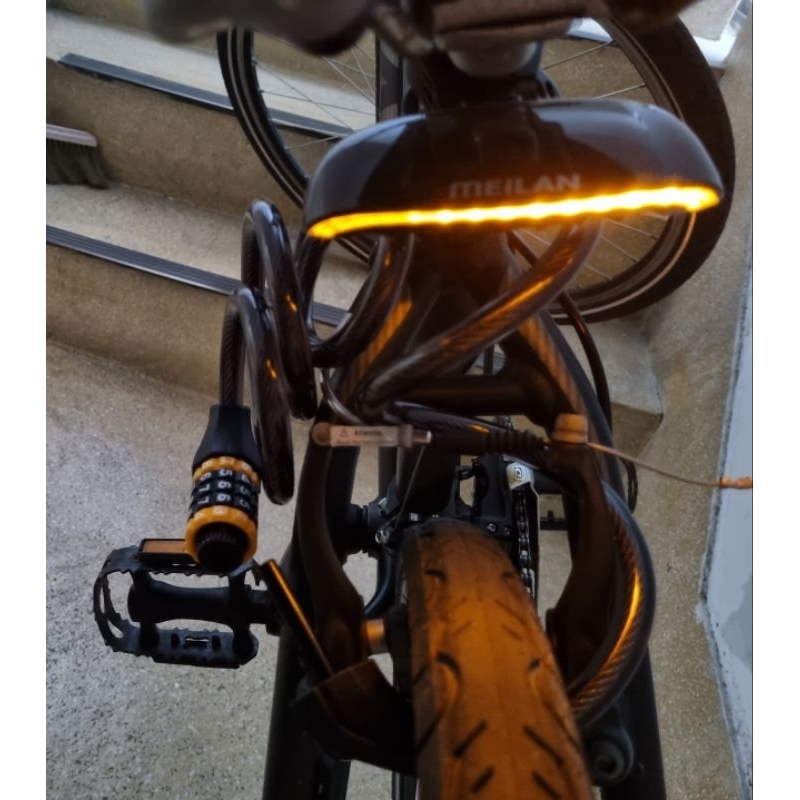 MEILAN 自行車尾燈 方向燈 雷射平行線 無線遙控