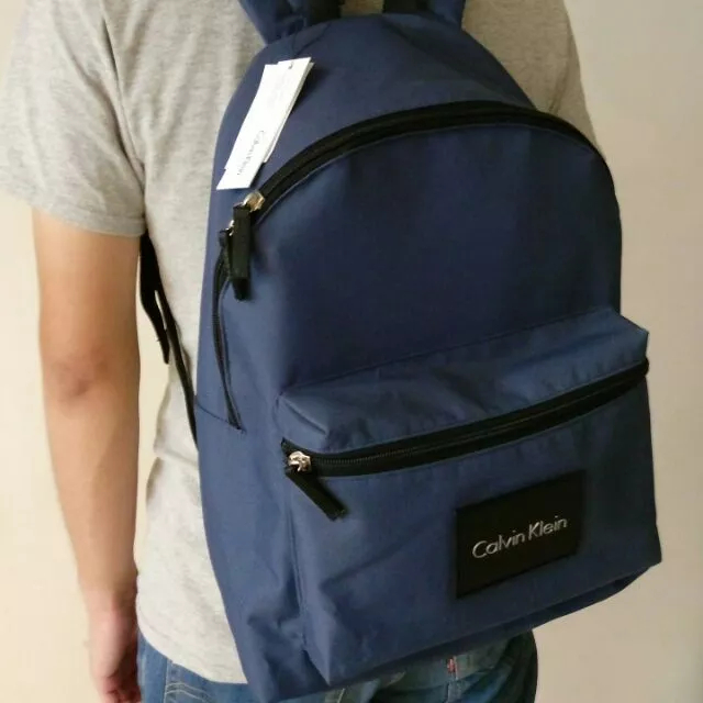 Outlet專櫃品CK Calvin Klein後背包 電腦包 筆電包13吋 型男專用 深藍色 畢業送禮