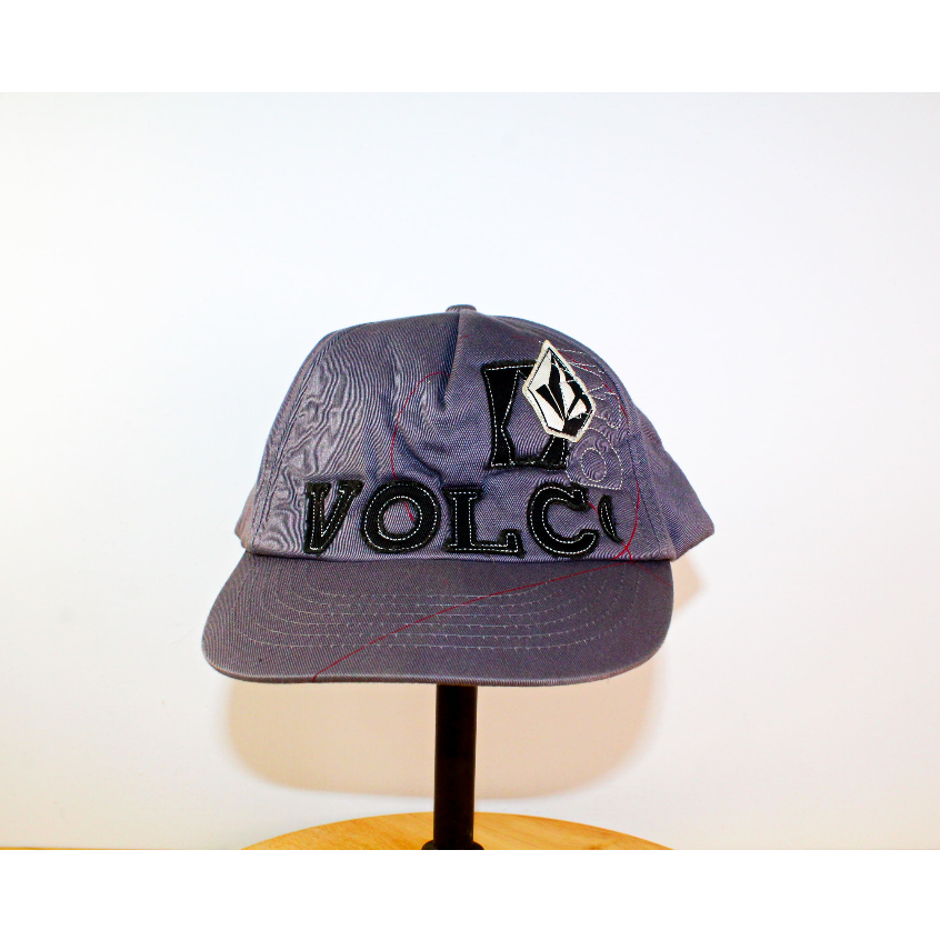 【藏寶船】復古街頭風 VOLCOM 棒球帽 鴨舌帽 帽子 穿搭搭配配件 時尚配件
