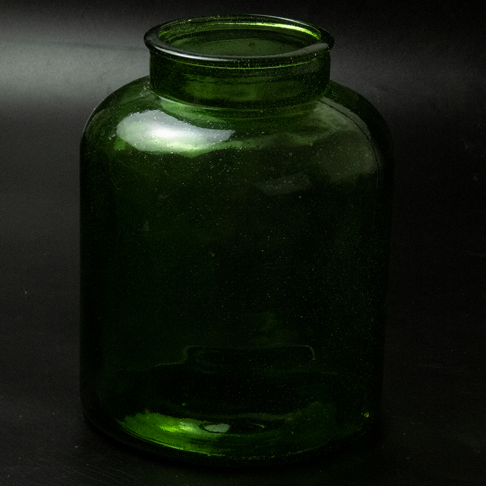 早期綠色玻璃罐子..