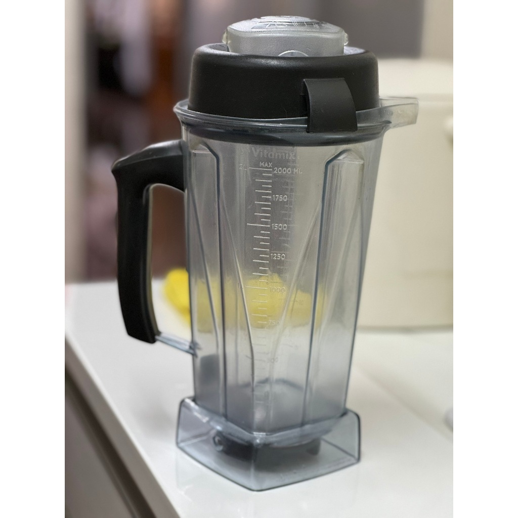 二手【美國Vitamix】型號：VM0101B 維他美仕TNC 全營養調理機 調理杯 調理機專用2L容杯含蓋(美國原廠貨