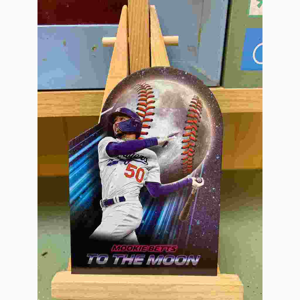 2024 Topps Mookie Betts To the Moon 閃亮特卡