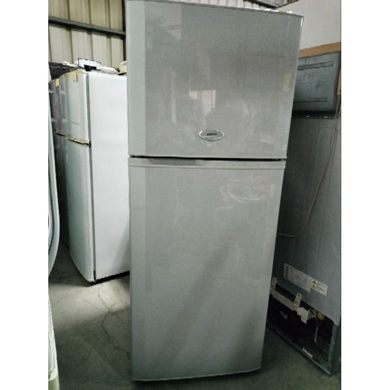 台中市南區德富二手家電--三洋250公升中雙門冰箱--5500元