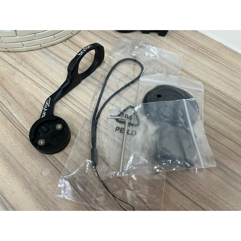 全新Bryton 750碼表附的金屬錶座含其它配件