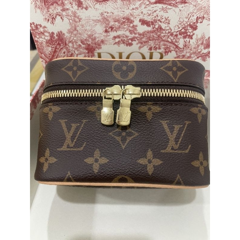 正品 Lv nice nano M44936 化妝包