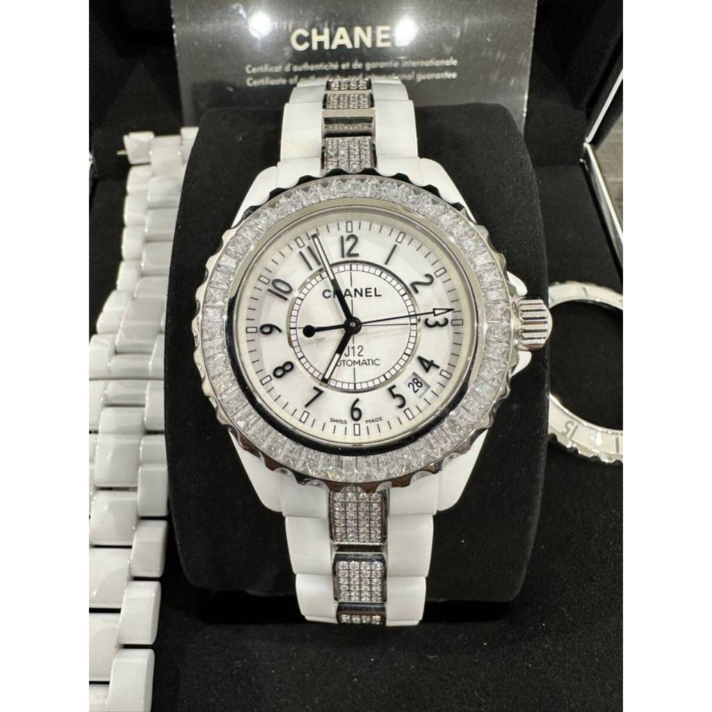 CHANEL J12 白色陶瓷男士豪華鑽石腕錶