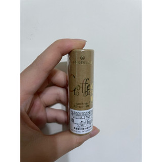 全新❗️essence艾森絲 限定晨光咖啡磨砂潤唇膏4g