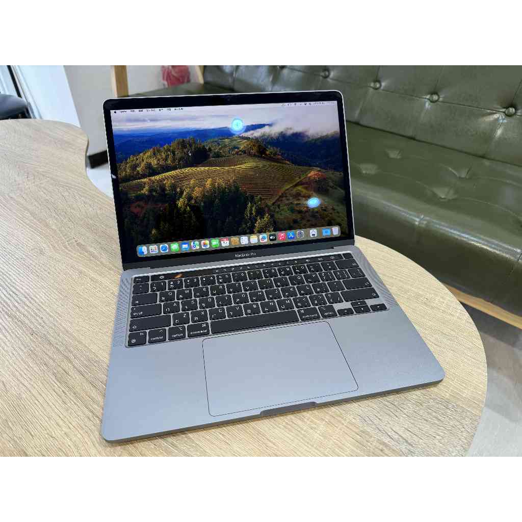 M2 Macbook Pro 13" 2022 太空灰色 8G / 256G 無傷 只要26000 !!!